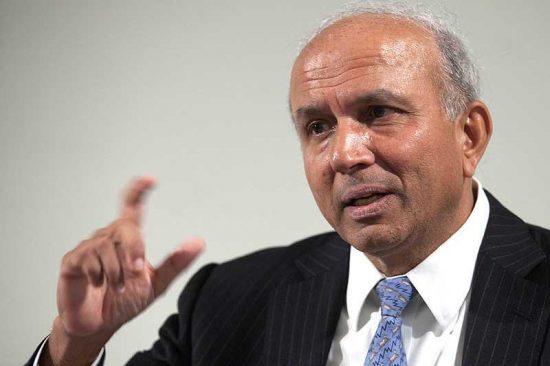 Prem Watsa: Εύσημα σε Κυριάκο Μητσοτάκη και Γιώργο Χρυσικό