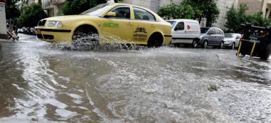 Ραγδαία επιδείνωση του καιρού από αύριο – Πού θα σημειωθούν ισχυρές βροχές και καταιγίδες