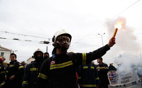 Παραμένει υψηλός ο κίνδυνος πυρκαγιάς και αύριο – Ποιες περιοχές είναι στο κόκκινο