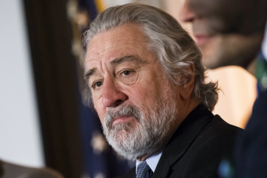 Robert De Niro: $1,2 εκατ. αποζημίωση σε πρώην υπάλληλό του – «Ντροπή σου» φώναζε ο 80χρονος σταρ