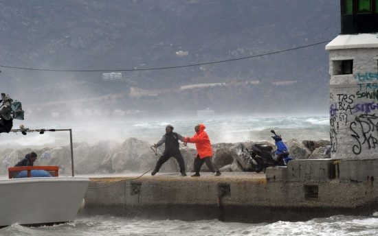 Χαλάει ο καιρός το Σαββατοκύριακο – Ποιες περιοχές θα επηρεαστούν