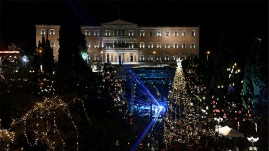 Δήμος Αθηναίων: Διευκρινήσεις για το πραγματικό κόστος του Χριστουγεννιάτικου φωτισμού – «Η συκοφαντία έχει όρια»