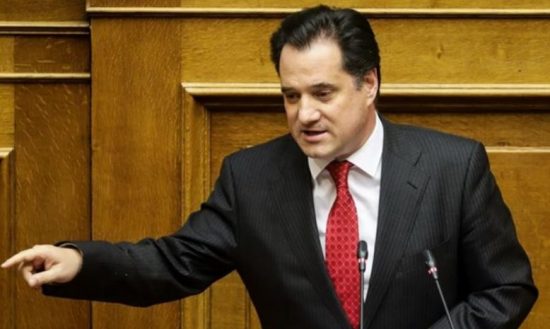 Άδωνις Γεωργιάδης: Τι απαντά για την τροπολογία για τους παράτυπους μετανάστες (video)