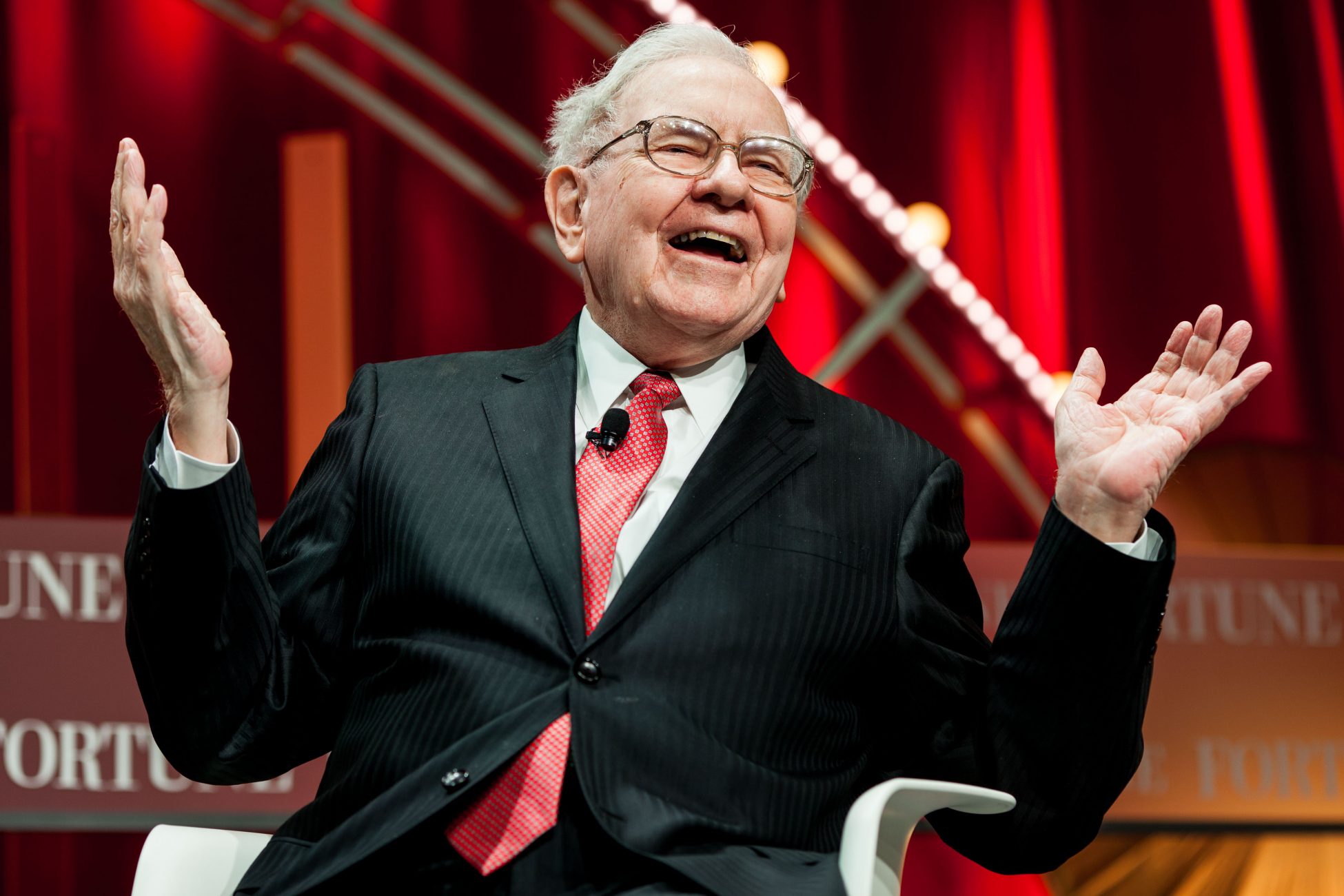 Warren Buffett: 5 μυστικά για να αυξήσετε γρήγορα την περιουσία σας