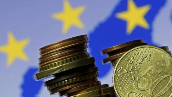 Eurostat: Αρνητικό ήταν το ποσοστό αποταμίευσης των Ελλήνων το 2022