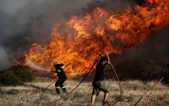 Nέα έρευνα για τις φωτιές σε Κύθηρα και Μάνη μετά τις καταγγελίες Λιότσιου