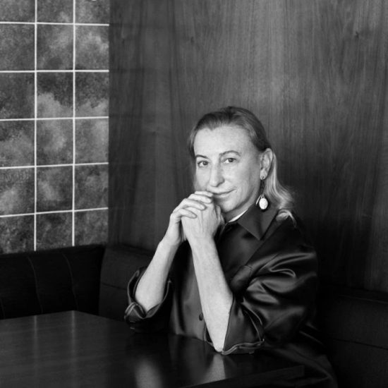 Miuccia Prada: H γυναίκα που έκανε την Prada το κορυφαίο brand name του κόσμου