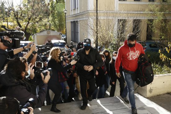 Αναβλήθηκε η δίκη του Νότη Σφακιανάκη λόγω κορονοϊού