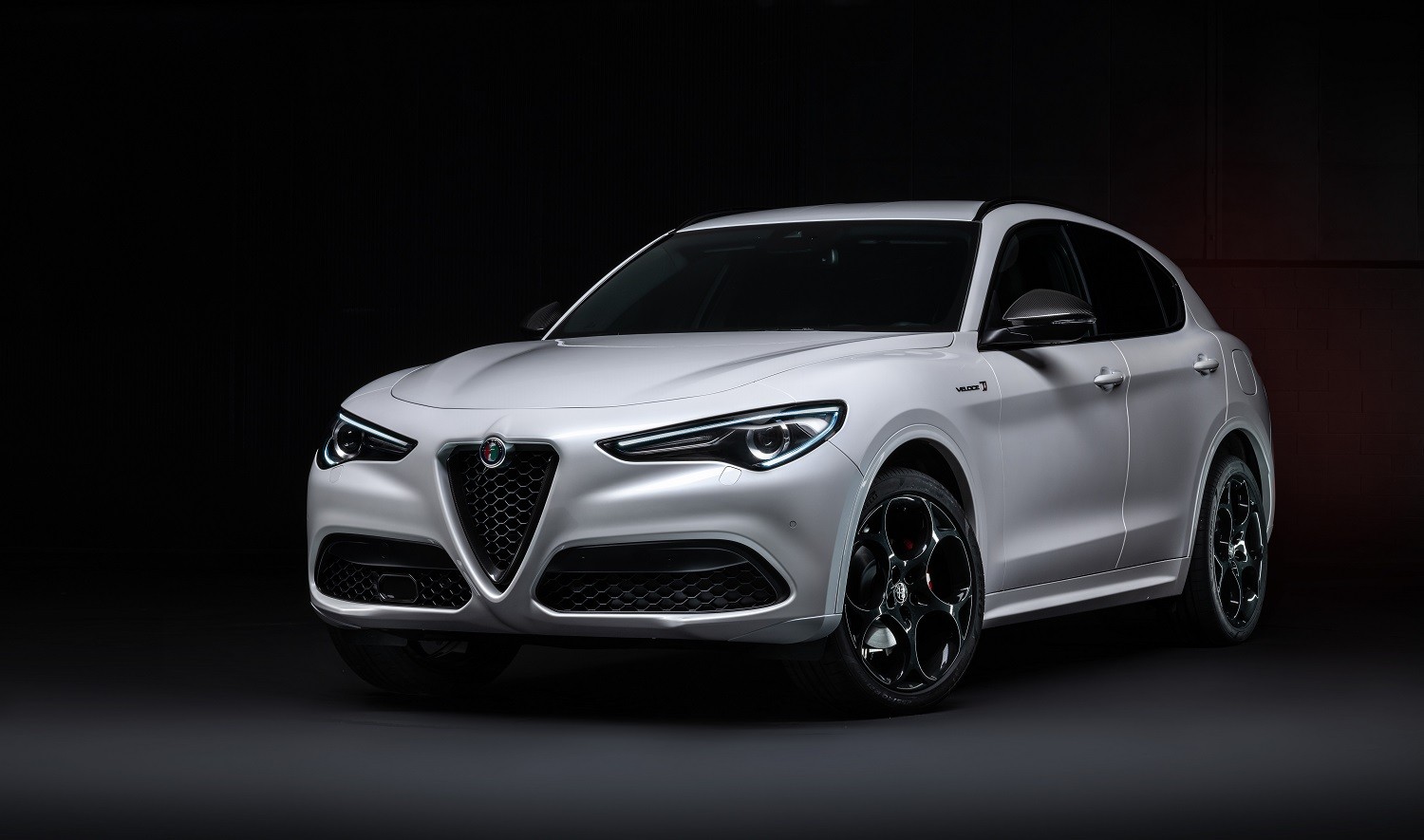 Alfa Romeo Stelvio: Διευρύνοντας τα όρια του σχεδιασμού