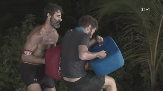 Survivor: Ποιος αποχωρεί απόψε; «Αποδεκατίζεται» η κόκκινη ομάδα (video)