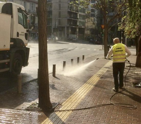 Δήμος Αθηναίων: Μεγάλη δράση καθαριότητας-απολύμανσης σε σχολεία, δρόμους και πλατείες στον Άγιο Παύλο (φωτογραφίες)