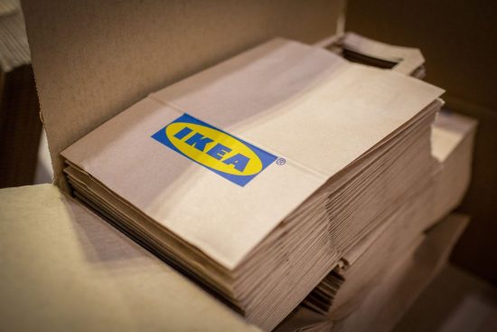 Ikea: Απέκτησε μερίδιο 49% σε οκτώ ηλιακά πάρκα στη Ρωσία