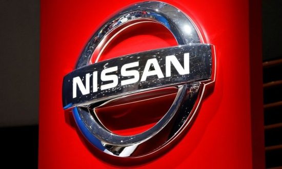 H Nissan πουλά το μερίδιό της στην Daimler