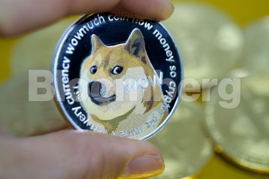 Χωρίς τέλος η μανία για το Dogecoin – «Η φούσκα θα έπρεπε να έχει σκάσει» λένε αναλυτές