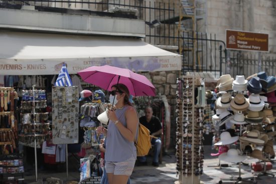 Έκτη ημέρα καύσωνα: Πάνω από 40 βαθμούς οι μέγιστες θερμοκρασίες και σήμερα