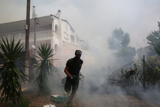 Φωτιά στην Αττική: Ποινικές διώξεις για εμπρησμό σε Κρυονέρι και Πεδίο του Άρεως