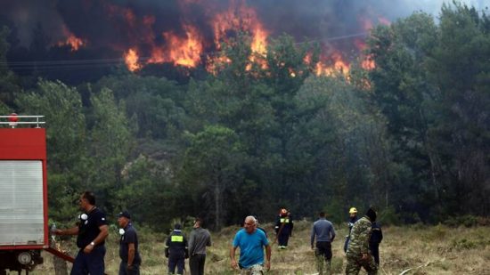 Άγιος Στέφανος: Μήνυμα του 112 για εκκένωση των οικισμών Πευκόφυτο και Ποντίων