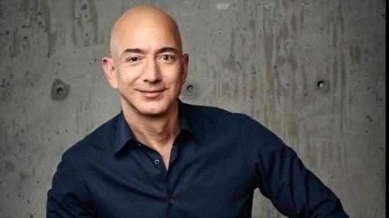 Amazon: Αύξηση του μέσου ωρομισθίου και πρόσληψη 125.000 ατόμων