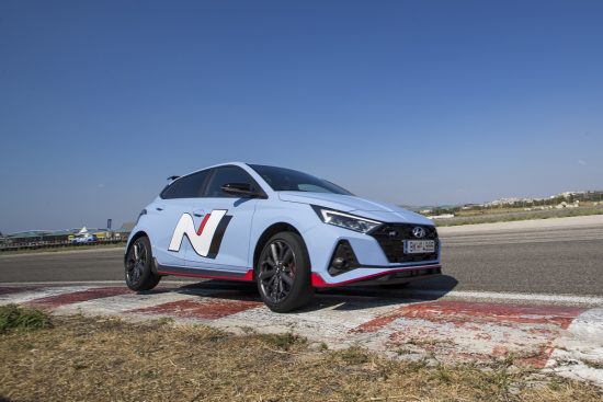 Οδηγούμε στην πίστα το Hyundai i20 N!