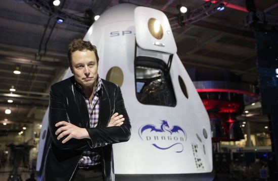 Space X: Νέο ρεκόρ ταυτόχρονης παρουσίας 14 ανθρώπων στο διάστημα (pics)