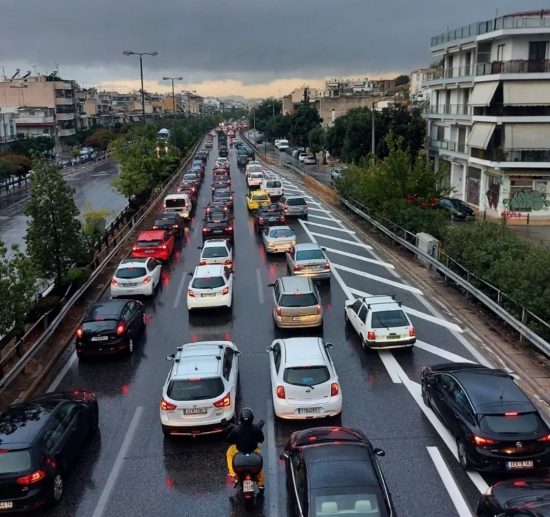 Δε λύνεται με Δακτύλιο το κυκλοφοριακό!