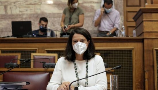 Βουλή: Τροπολογία του υπουργείου Παιδείας για προσλήψεις αναπληρωτών