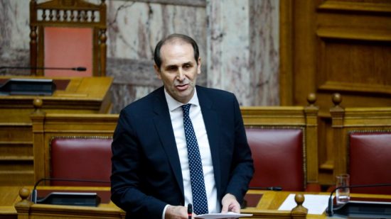 Βεσυρόπουλος: Κορυφαία μεταρρύθμιση το νέο θεσμικό πλαίσιο για την κρατική αρωγή