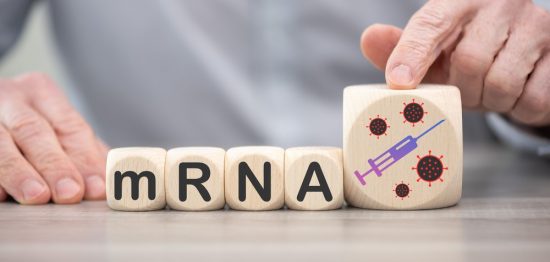 EMA για mRNA εμβόλια: Πολύ σπάνιος ο κίνδυνος μυοκαρδίτιδας και περικαρδίτιδας