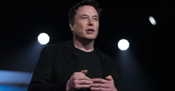 Elon Musk: Πρόσωπο της Χρονιάς και από τους Financial Times μετά το Time