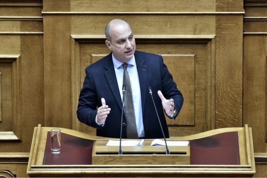 Οικονόμου: Το 2022 συνεχίζεται η αναστολή καταβολής Ειδικής Εισφοράς Αλληλεγγύης