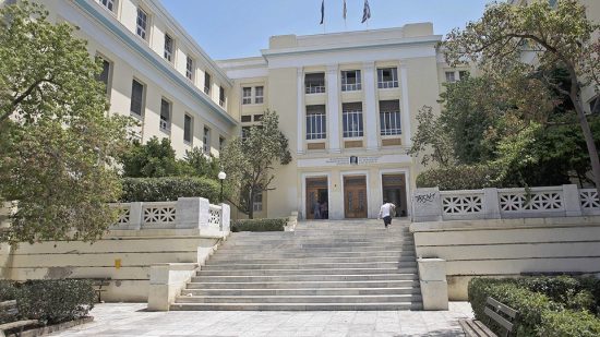 Ο ξυλοδαρμός στην ΑΣΟΕΕ, η μεγάλη απάτη των καθηγητών και ο εισαγγελέας Δραγάτσης – Τι λέει μυστική επιστολή που ήρθε στο mononews