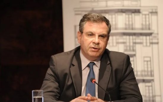 ΙΟΒΕ: Πως επιδρά στην οικονομία η μείωση των «κόκκινων» δανείων των εταιριών «ζόμπι»