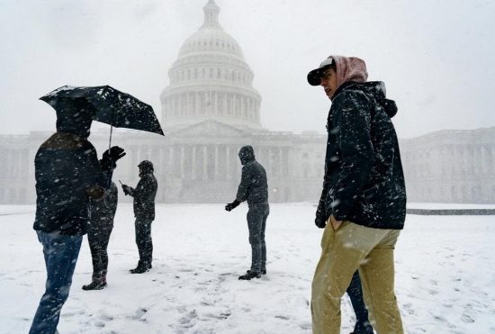 ΗΠΑ: Στο έλεος χειμερινής καταιγίδας παραμένει το ανατολικό τμήμα των ΗΠΑ και ο Καναδάς