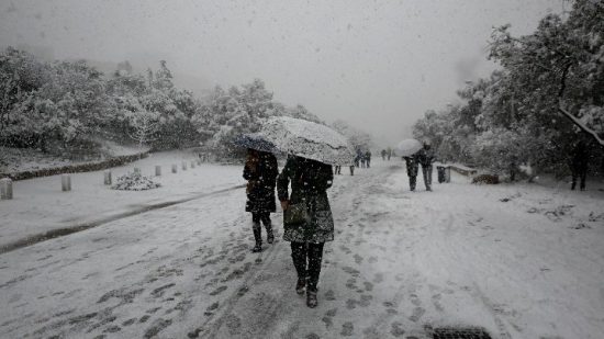 Γενική αργία αύριο σε δημόσιο και ιδιωτικό τομέα