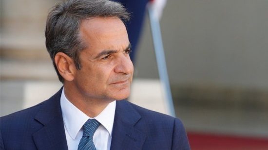 Νέα τακτική Μητσοτάκη: Προγραμματική σύγκρουση με τον ΣΥΡΙΖΑ – Πίεση προς Ανδρουλάκη, ΚΙΝΑΛ