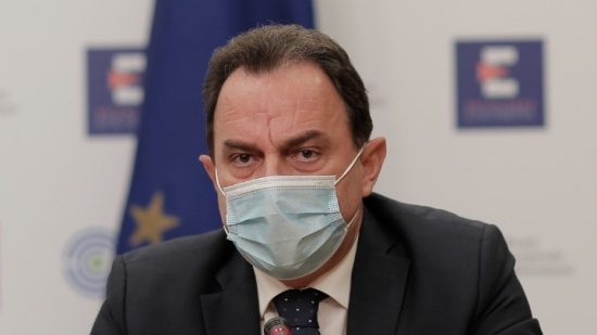 Γεωργαντάς: Ποιοι πολίτες θεωρούνται ανεμβολίαστοι χωρίς την τρίτη δόση