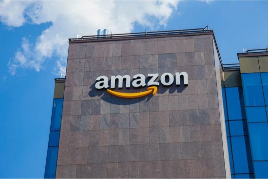 Amazon: Δημιούργησε 25.000 μόνιμες θέσεις εργασίας στο Ηνωμένο Βασίλειο το 2021