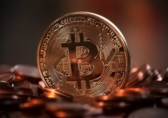 Bitcoin: Από 5.000 έως 250.000 δολάρια οι προβλέψεις για το 2023