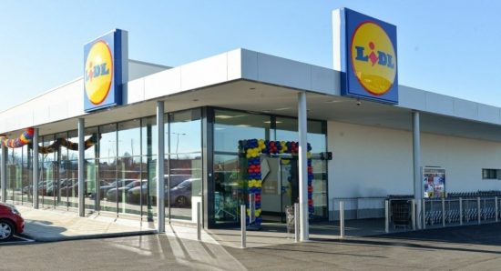 Σάλος στα social media με μήνυση από τα Lidl σε ηλικιωμένη γυναίκα που κατηγορήθηκε για κλοπή