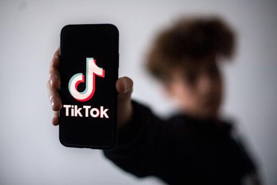 Αλβανία: Η πρόσβαση στην πλατφόρμα TikTok θα απαγορευτεί “εντός των επόμενων ημερών”