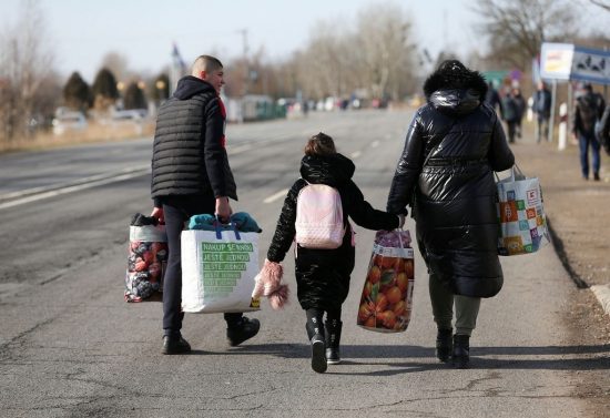 ΕΕ: Πρόσθετη προχρηματοδότηση στα κράτη-μέλη για την υποδοχή Ουκρανών προσφύγων