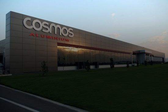 Cosmos Aluminium: Eξαγόρασε το 51% της MC Chargers με τη συμβολή της EY Ελλάδος