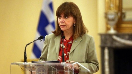 ΠτΔ: Αμέριστη η συμπαράσταση της Ελλάδας προς τον ουκρανικό λαό