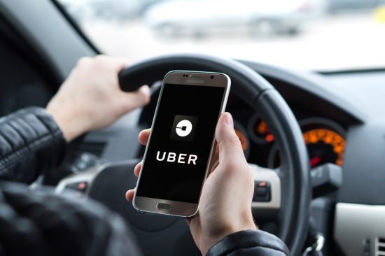 Συνεργασία Allianz Partners – Uber: Παρέχουν ασφάλεια προστασίας σε οδηγούς και ταχυμεταφορείς στην Ευρώπη