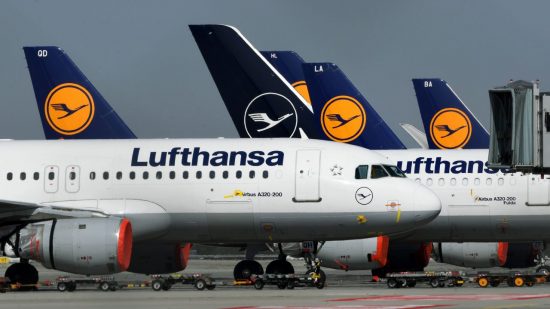 Lufthansa: Αύξηση κερδών το 2025 «δείχνουν» η υψηλή ζήτηση και τα νέα αεροσκάφη