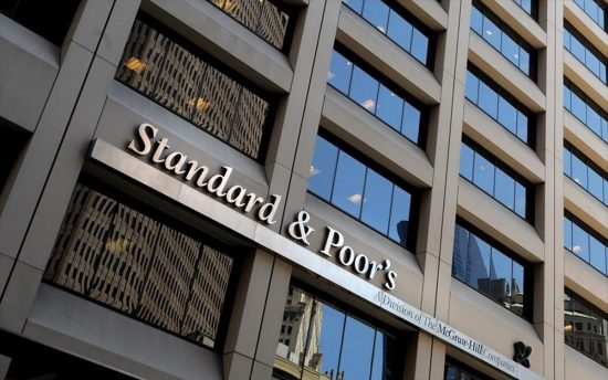 Barclays: H Standard & Poor’s μπορεί να δώσει «θετικό outlook» στην Ελλάδα