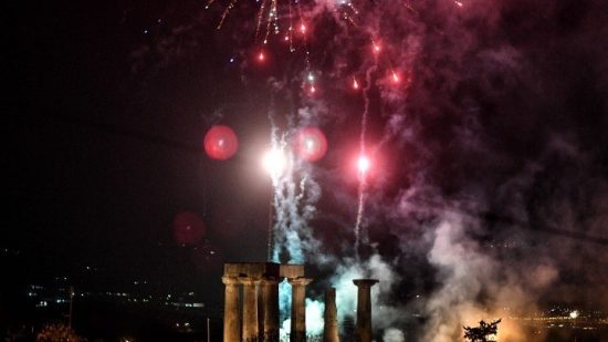 Σε 11 συλλήψεις και 8 προσαγωγές προχώρησε η ΕΛΑΣ μετά από ελέγχους κατά την τελετή της Ανάστασης