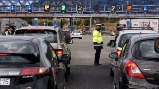 Επιστρέφουν οι εκδρομείς του Πάσχα – Αυξημένη η κίνηση στην Αθηνών-Κορίνθου