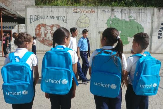 Προειδοποίηση UNICEF για τα χαμηλά ποσοστά εμβολιασμού για διαδεδομένες ασθένειες