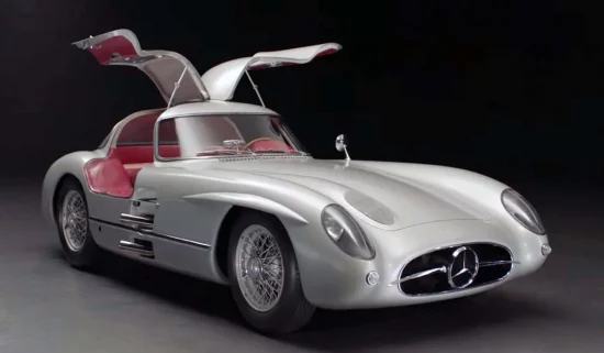 Παγκόσμιο ρεκόρ: Mercedes του 1955 αλλάζει χέρια για €135 εκατομμύρια!